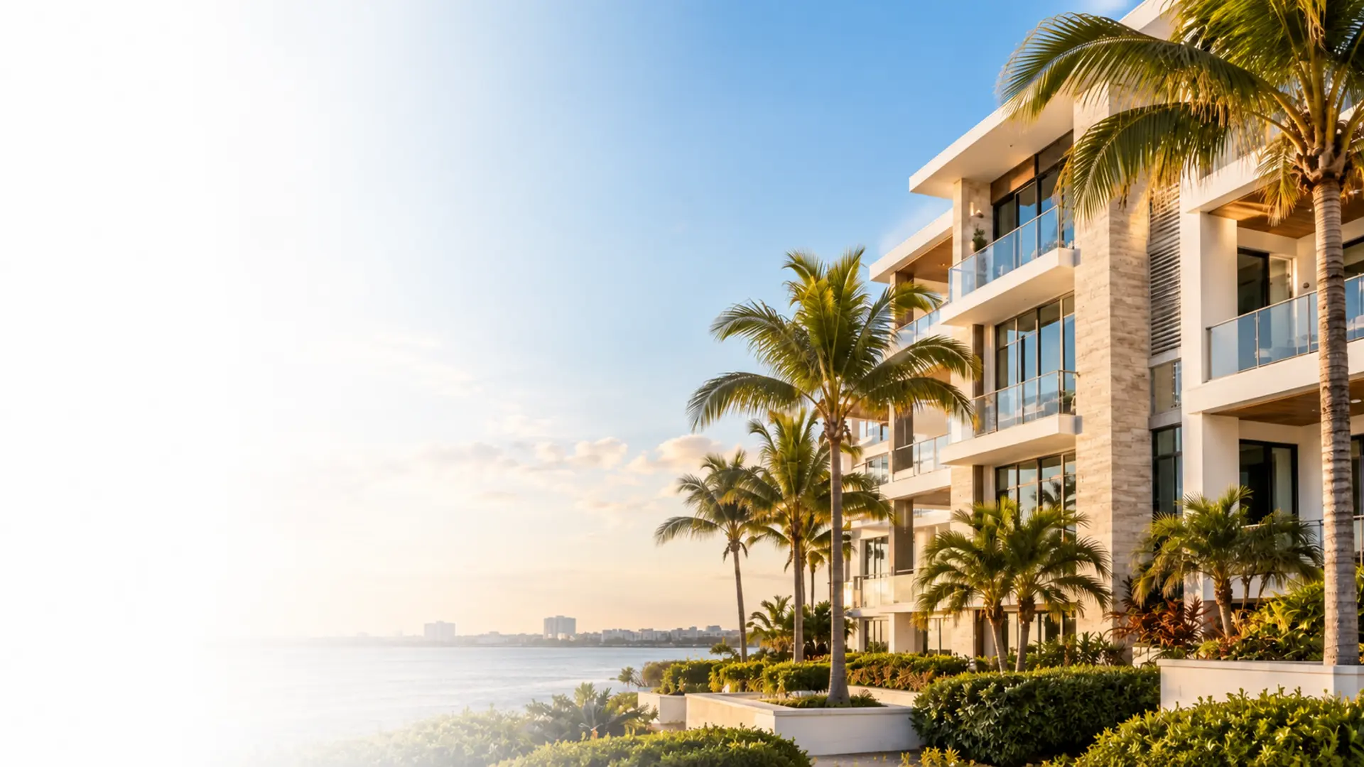 Edificio residencial frente al agua en Florida